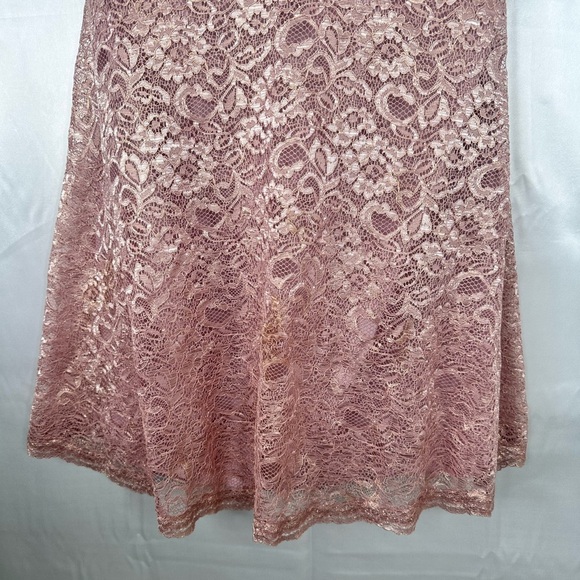 David's Bridal Rose Gold Metallic A Line Lace Overlay Sleeveless Dress Size 16 - Picture 4 of 9